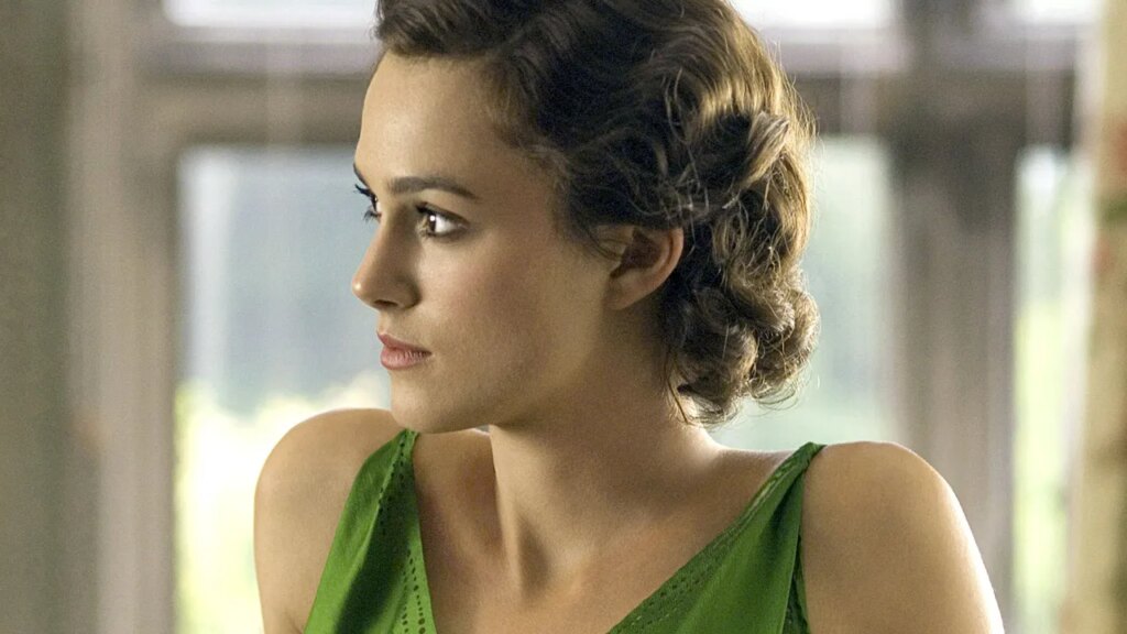 The Story Behind Keira Knightley’s Emerald-Green Slip Dress From ‘Atonement’